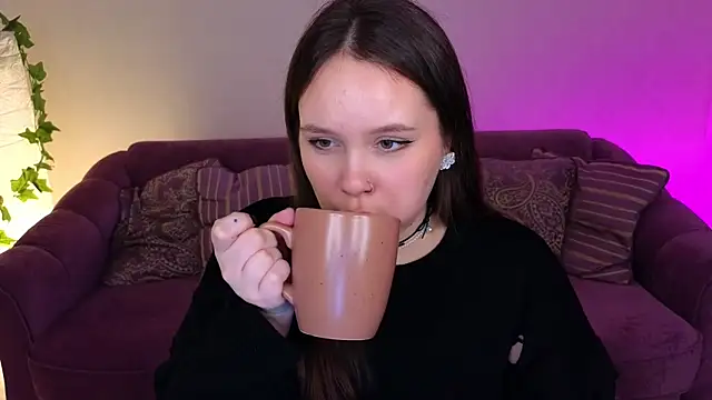 miki miki cutie  online show from 01-25-25, 11:11