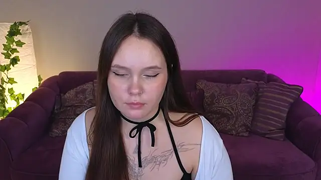 miki miki cutie  online show from 01-31-25, 02:15