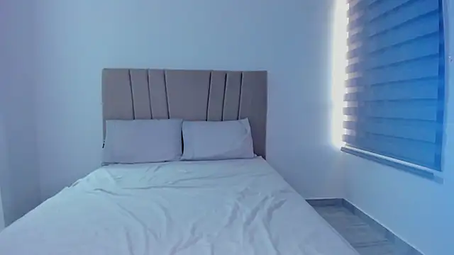 Natasha-28 online show from 12-21-25, 08:16