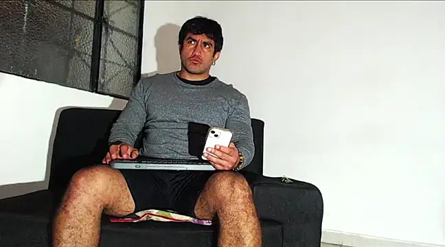 Snapshot of willian_m777 chatting on 12-20-24, 05:57 willian m777 online show from 12-20-24, 05:57