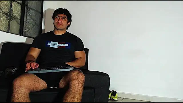 Snapshot of willian_m777 chatting on 01-25-25, 03:30 willian m777 online show from 01-25-25, 03:30