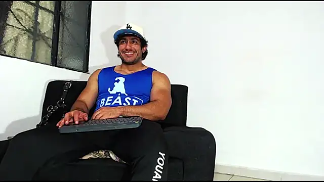Snapshot of willian_m777 chatting on 02-08-25, 04:03 willian m777 online show from 02-08-25, 04:03