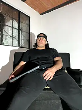 Snapshot of willian_m777 chatting on 10-26-25, 12:27 willian m777 online show from 10-26-25, 12:27