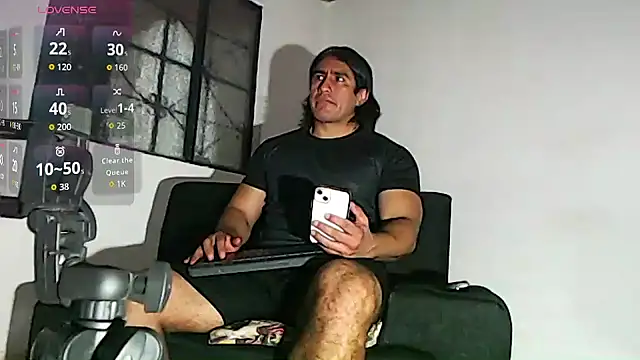 Snapshot of willian_m777 chatting on 10-30-25, 03:52 willian m777 online show from 10-30-25, 03:52