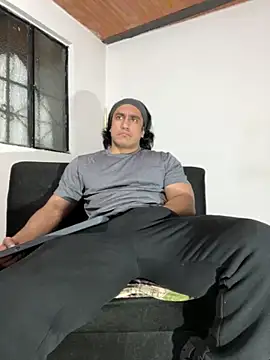 Snapshot of willian_m777 chatting on 11-08-25, 04:45 willian m777 online show from 11-08-25, 04:45