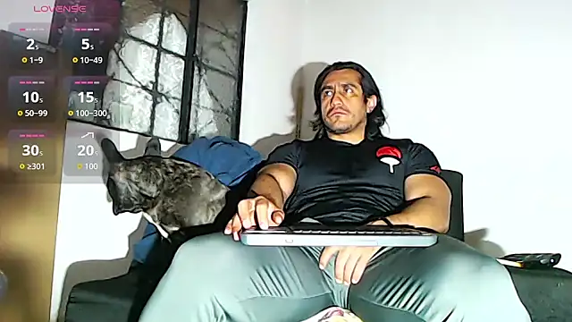 Snapshot of willian_m777 chatting on 11-15-25, 04:43 willian m777 online show from 11-15-25, 04:43