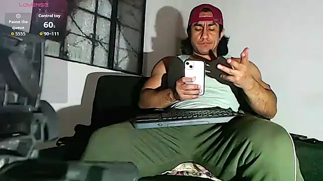 Snapshot of willian_m777 chatting on 12-04-25, 04:22 willian m777 online show from 12-04-25, 04:22