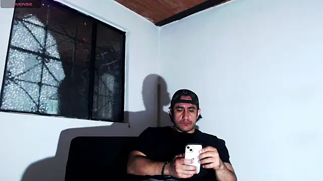 Snapshot of willian_m777 chatting on 05-08-26, 03:34 willian m777 online show from 05-08-26, 03:34
