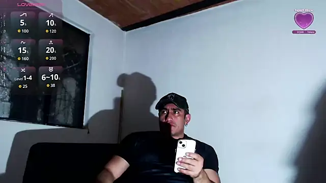 Snapshot of willian_m777 chatting on 06-13-26, 03:04 willian m777 online show from 06-13-26, 03:04