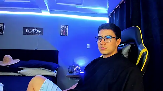 owengray2n online show from 09-28-25, 12:49