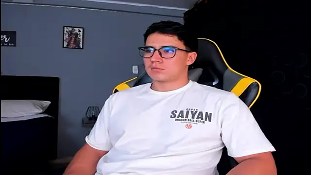 owengray2n online show from 10-10-25, 02:32