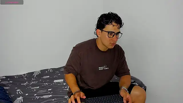 owengray2n online show from 01-11-26, 04:06