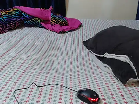 Snapshot of booty_lolah_ chatting on 03-15-25, 08:21 booty lolah online show from 03-15-25, 08:21