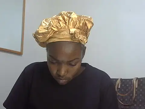 Sexy racy rebel  online show from 11-02-25, 09:39