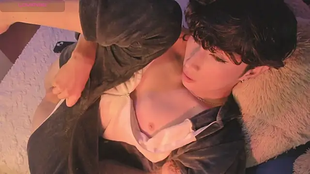 Snapshot of AdamDayt chatting on 01-19-25, 10:28 AdamDayt online show from 01-19-25, 10:28