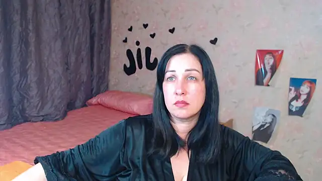 JillStevens online show from 10-13-25, 03:12