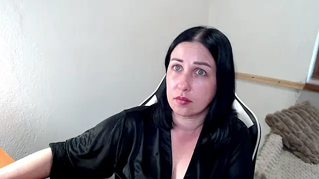 JillStevens online show from 06-02-26, 02:30