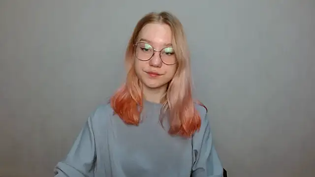 cindi hot online show from 12-23-24, 10:10