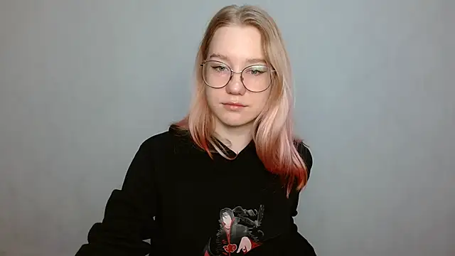 cindi hot online show from 12-24-24, 08:55