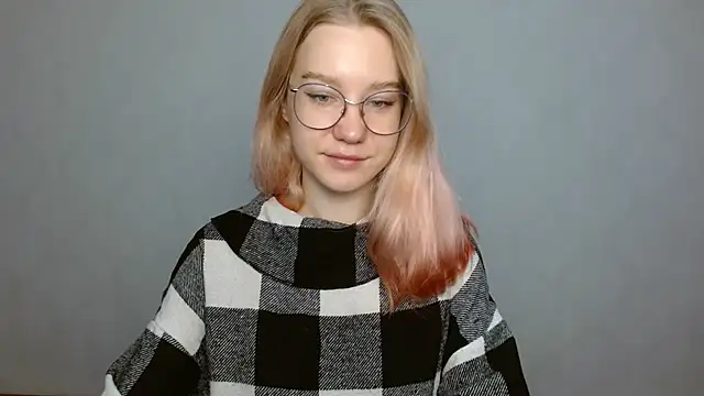 cindi hot online show from 12-28-24, 09:31