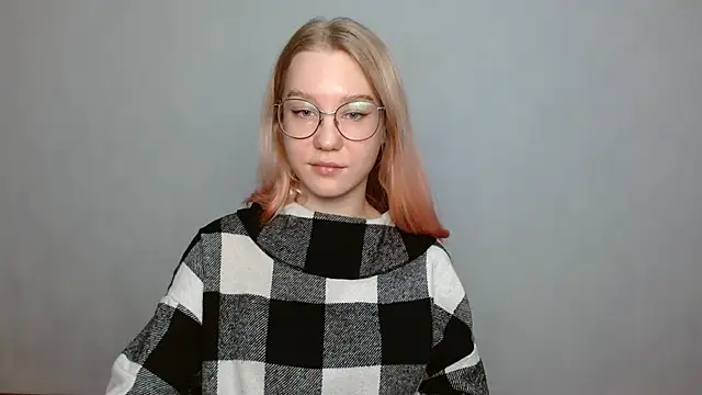 cindi hot online show from 12-28-24, 12:35