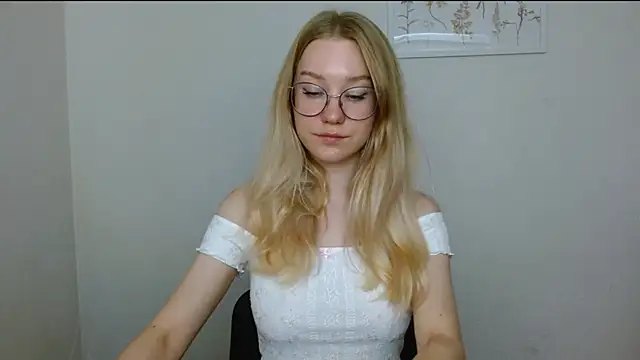 cindi hot online show from 09-09-25, 09:31