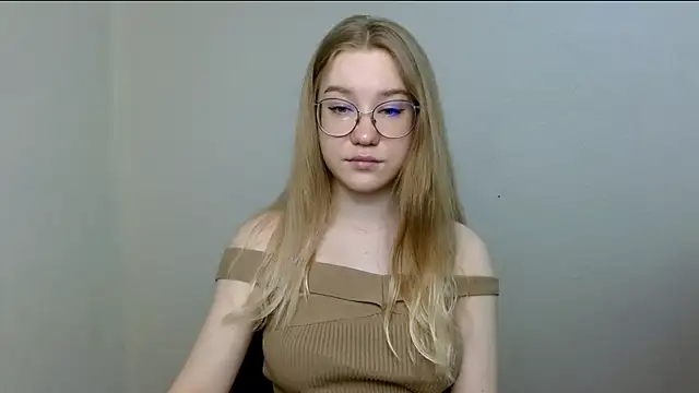 cindi hot online show from 04-22-26, 11:23