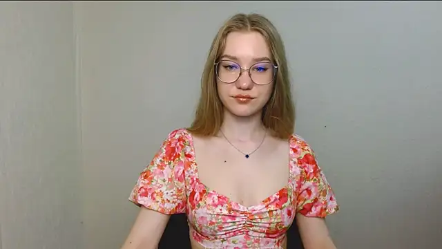 cindi hot online show from 07-17-26, 09:16