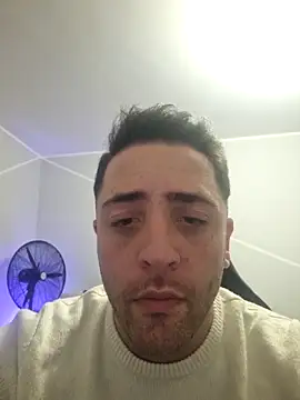 1ninefellababy online show from 12-18-25, 06:25