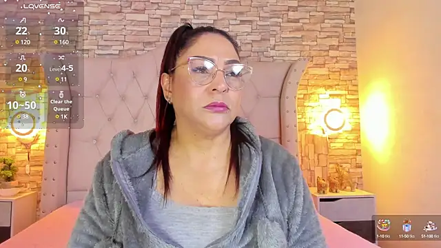 Snapshot of Gina_Myers chatting on 01-15-25, 12:36 Gina Myers online show from 01-15-25, 12:36