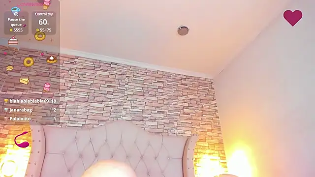 Snapshot of Gina_Myers chatting on 01-24-25, 06:25 Gina Myers online show from 01-24-25, 06:25