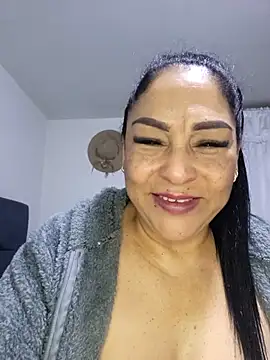 Gina Myers online show from 11-17-25, 03:01