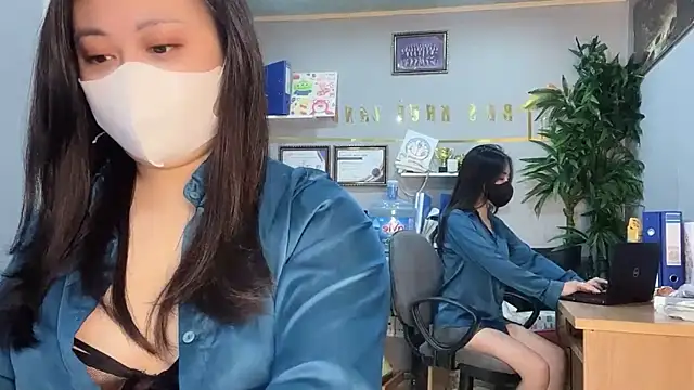 Bamboo Swetie online show from 12-08-24, 02:30