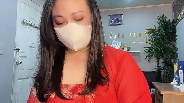 Bamboo Swetie online show from 12-13-24, 09:20