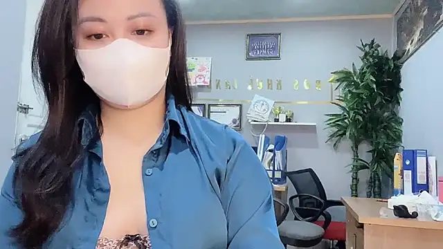 Bamboo Swetie online show from 01-15-25, 04:36