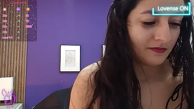 Snapshot of alina_martinelli chatting on 01-16-25, 01:36 alina martinelli online show from 01-16-25, 01:36