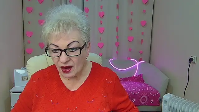 Snapshot of KayleSmoll chatting on 02-04-26, 07:53 KayleSmoll online show from 02-04-26, 07:53