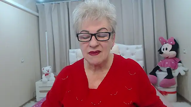 Snapshot of KayleSmoll chatting on 02-24-26, 07:45 KayleSmoll online show from 02-24-26, 07:45