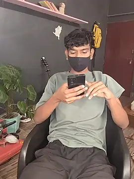 richardjames95 online show from 11-19-25, 06:41