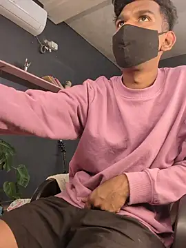 richardjames95 online show from 12-02-25, 07:31