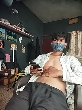 richardjames95 online show from 04-10-26, 08:57