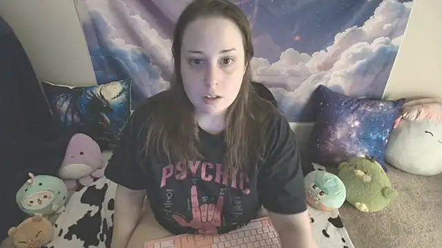 Snapshot of MilkyBunny chatting on 03-09-26, 01:31 MilkyBunny online show from 03-09-26, 01:31