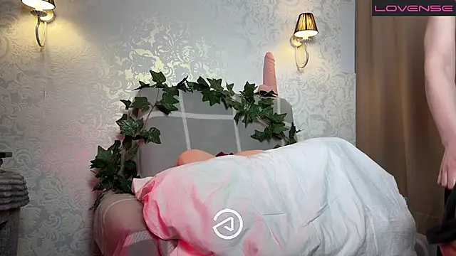 Snapshot of aaaalenska chatting on 03-01-25, 07:37 aaaalenska online show from 03-01-25, 07:37