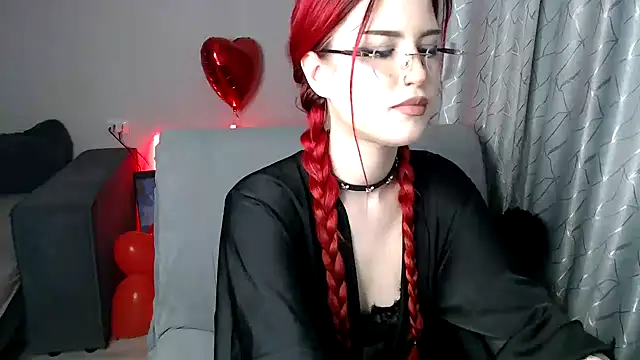 Snapshot of MikasaWaifu chatting on 02-14-25, 10:47 MikasaWaifu online show from 02-14-25, 10:47