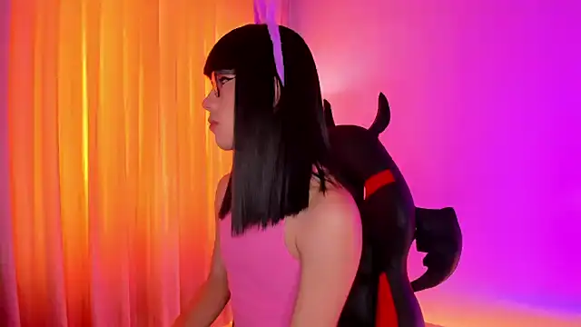 Kaarla    online show from 03-20-25, 03:04