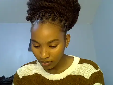 Snapshot of cute-alexis chatting on 05-14-26, 08:37 cute-alexis online show from 05-14-26, 08:37