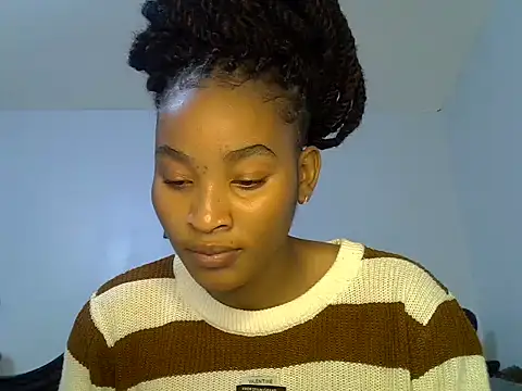 Snapshot of cute-alexis chatting on 06-13-26, 11:52 cute-alexis online show from 06-13-26, 11:52