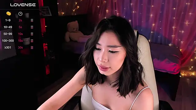 Snapshot of sensualily chatting on 01-11-25, 09:57 sensualily online show from 01-11-25, 09:57