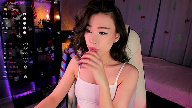 Snapshot of sensualily chatting on 01-13-26, 03:34 sensualily online show from 01-13-26, 03:34