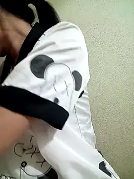 YunLem online show from 03-09-25, 01:37